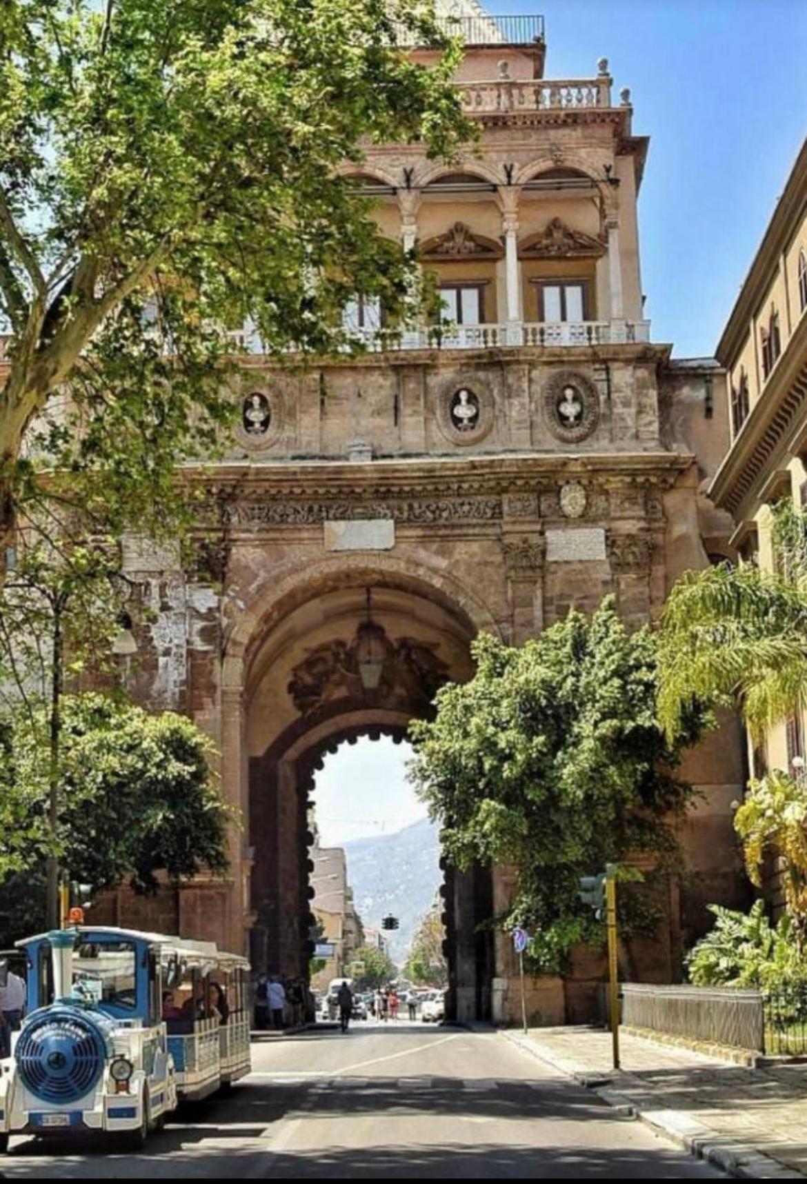 Amalfitani House Appartement Palermo Buitenkant foto